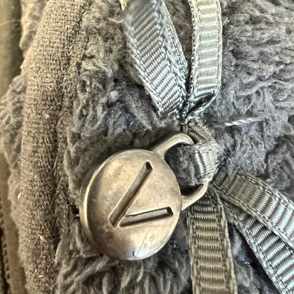 VIONIC Adilyn Orthotic Support Comfort Slipper Quilted Upper Womens Size 8 - Picture 6 of 9